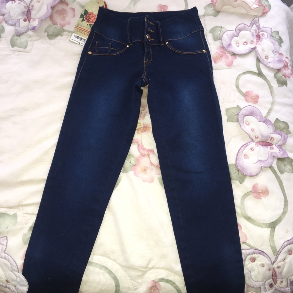 blue stretchy colombian jeans